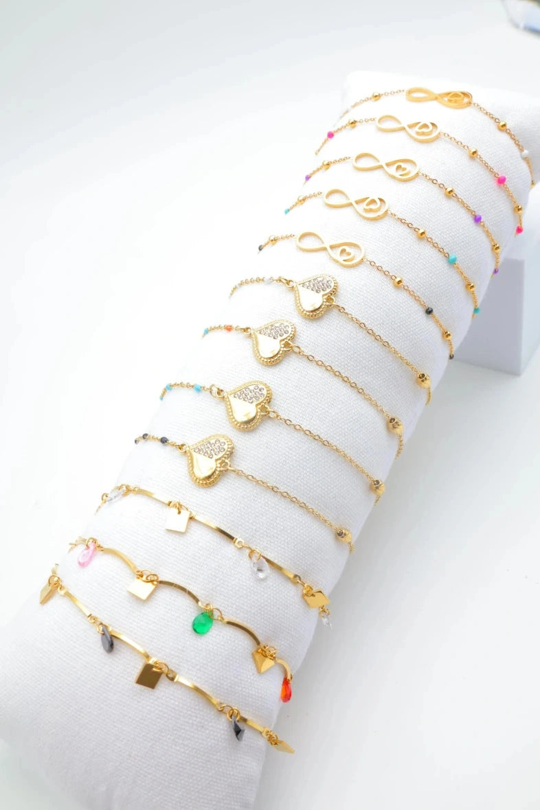 Lots de bijoux avec présentoir