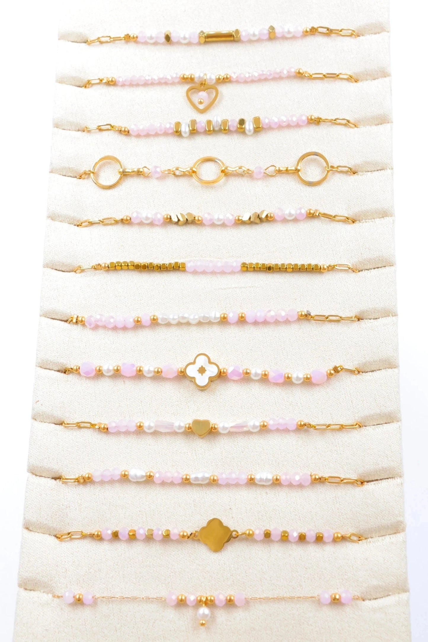 Lots de bijoux avec présentoir