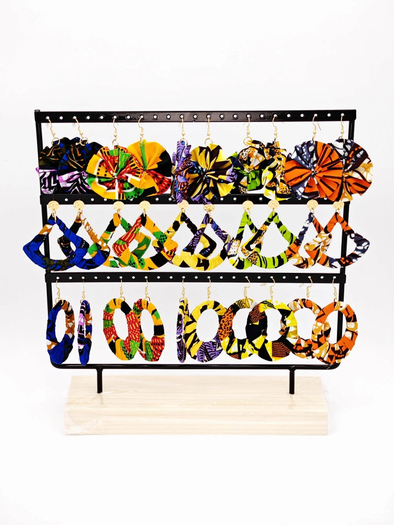 Lot de 15 boucles d'oreilles en acier inoxydable avec présentoir - MULTICOLORE