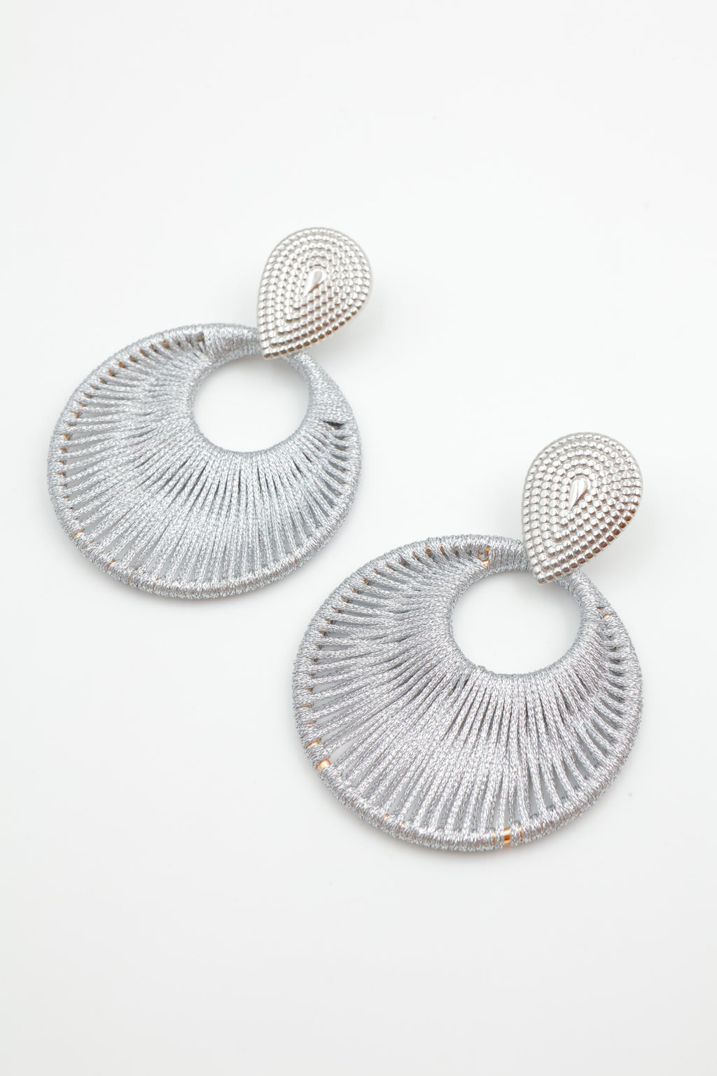 Boucles d'oreilles pendantes en fil tissé - ARGENT