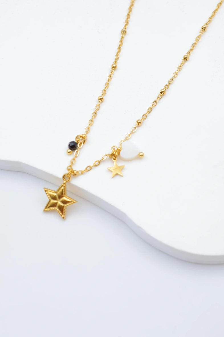 Collier avec pendentif étoile et petites décorations - NOIR