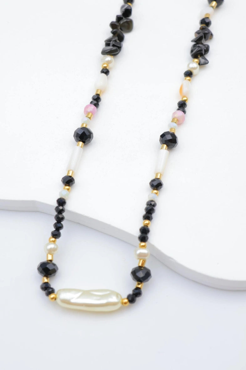 Collier baroque avec cristaux et éléments décoratifs - NOIR
