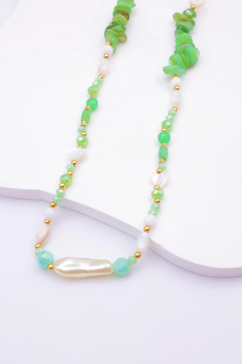 Collier baroque avec cristaux et éléments décoratifs - VERT
