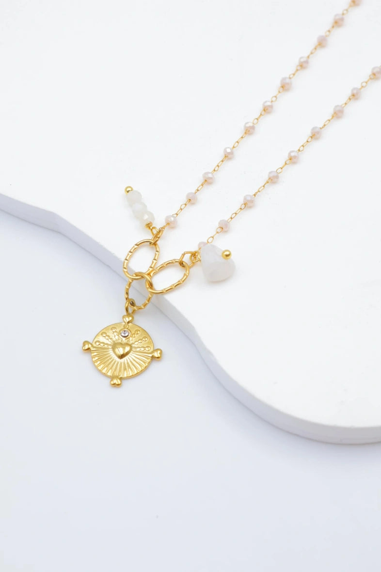Collier avec pendentif rond et motifs cœur - BLANC