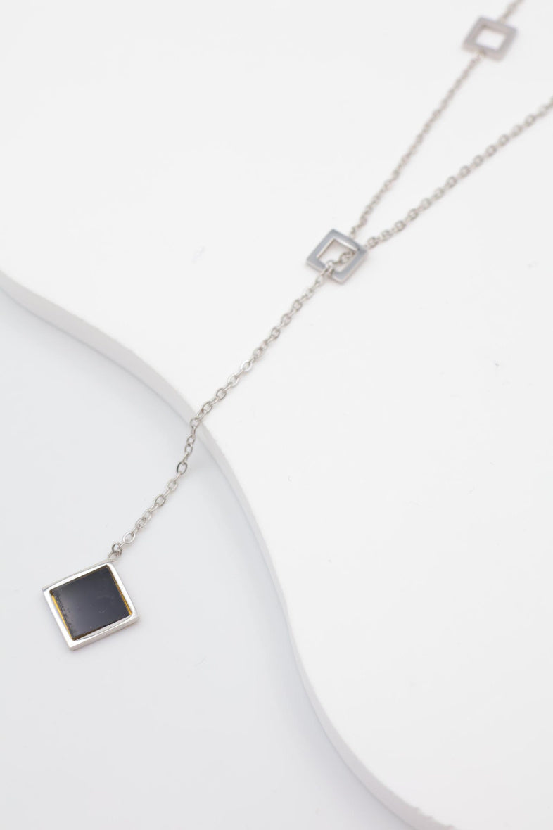 Collier lavallière avec pendentif carré noir - ARGENT