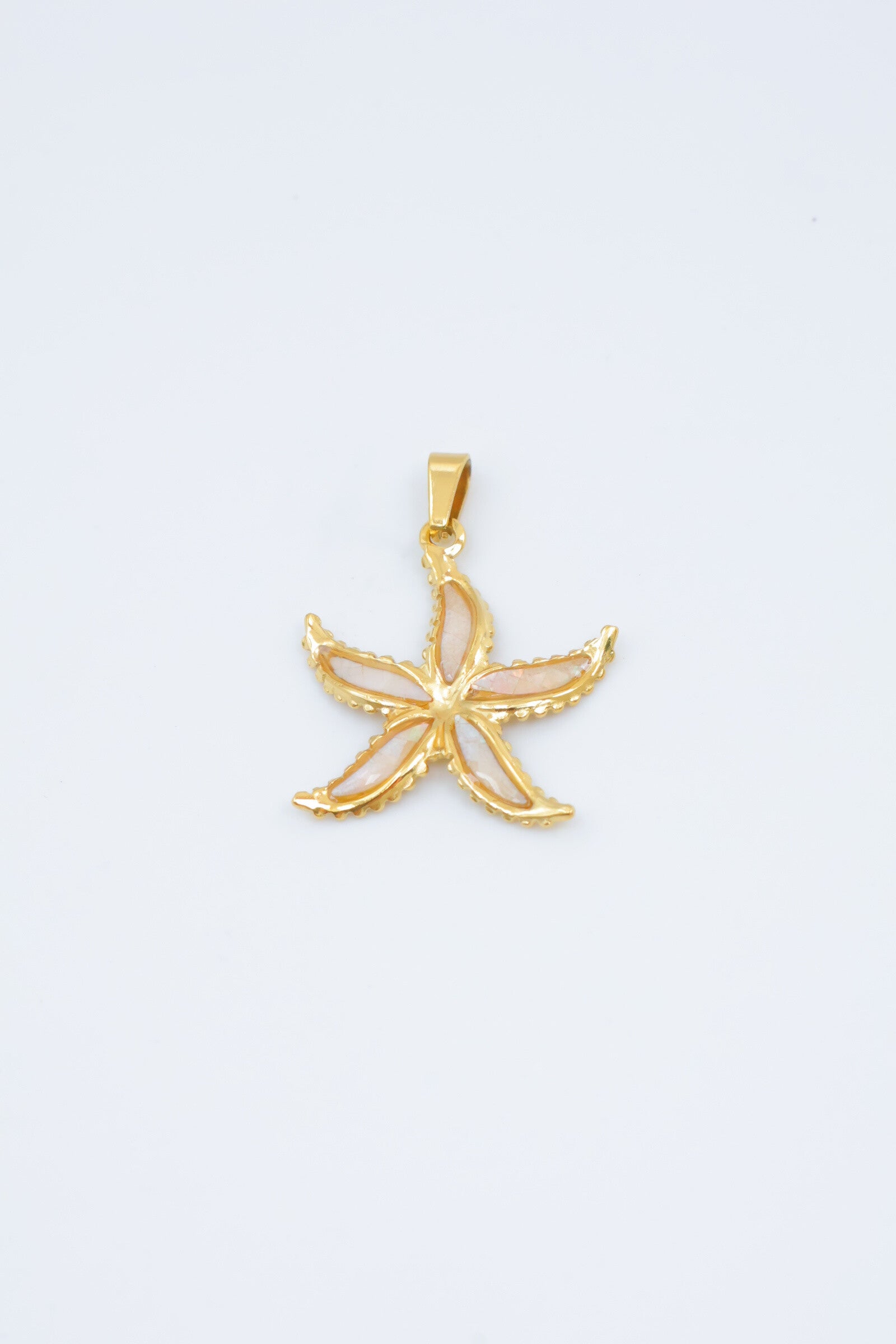 Pendentif étoile de mer avec nacre - DORÉ