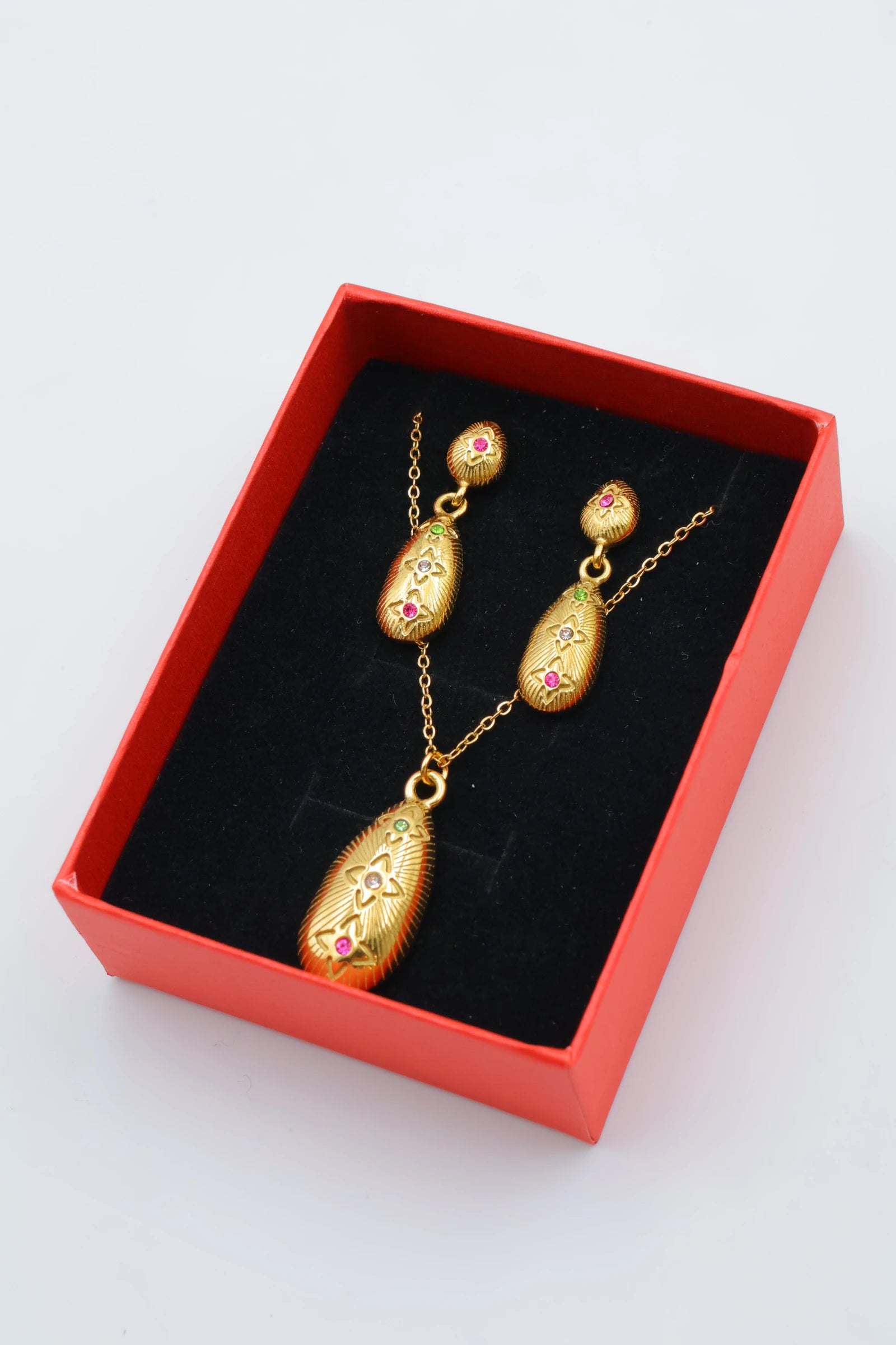 Parure de bijoux avec boîte en acier inoxydable - DORÉ