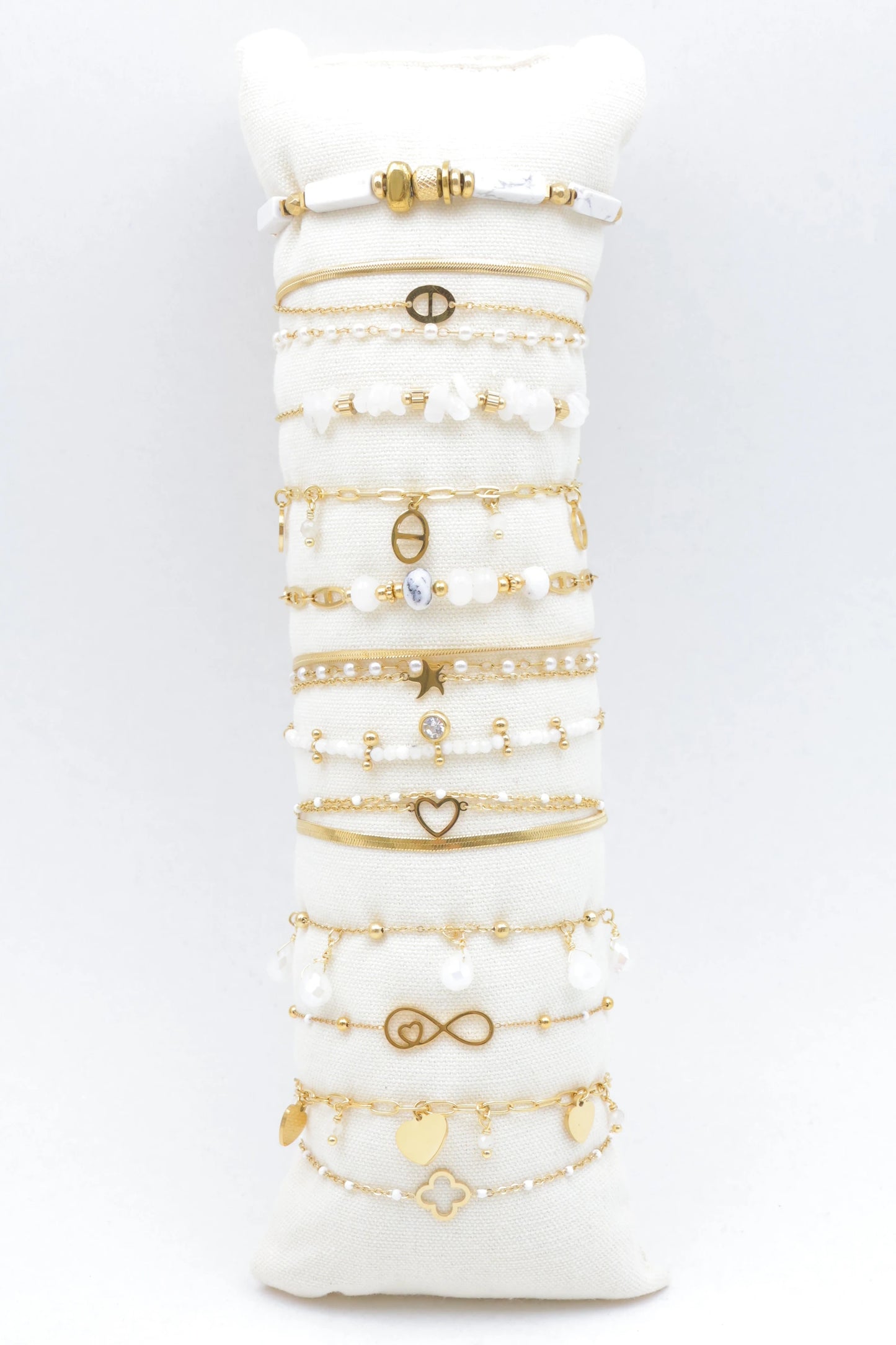 Lots de bijoux avec présentoir