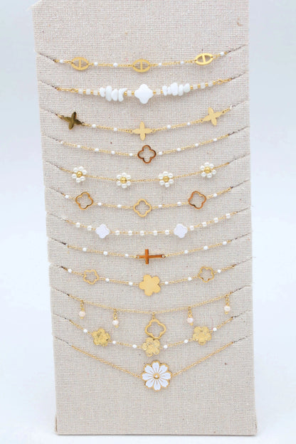 Lots de bijoux avec présentoir