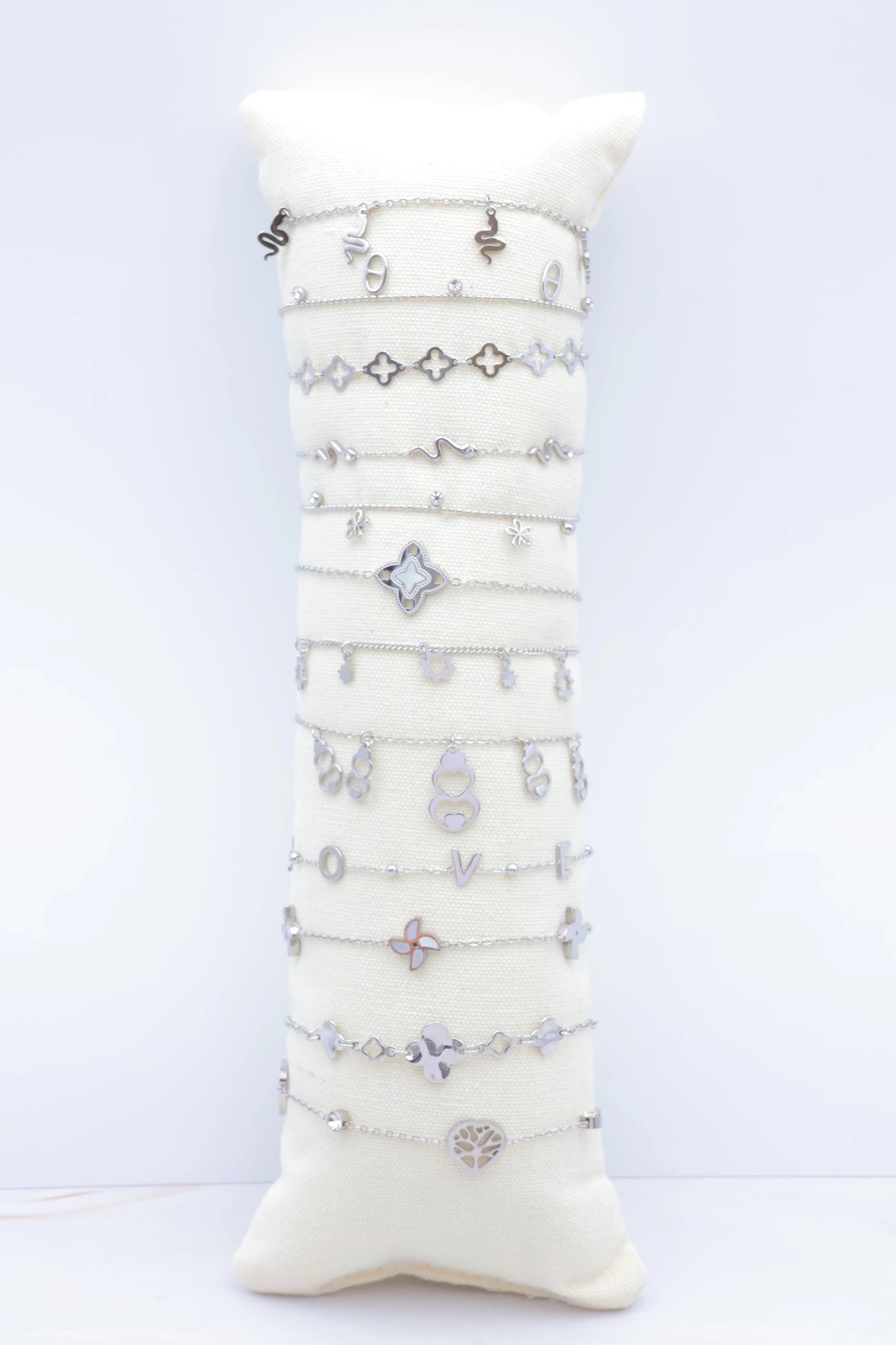 Lots de bijoux avec présentoir