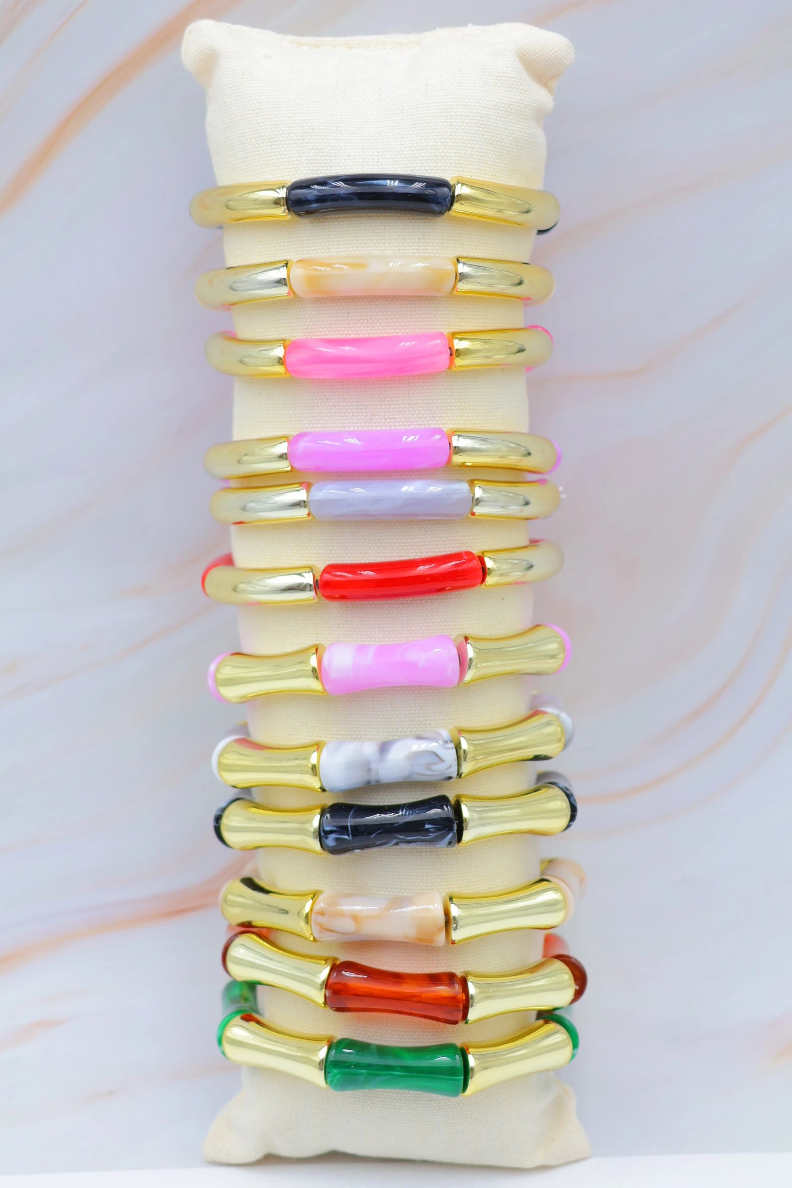 Lot de 12 bracelets en résine avec coussin - MULTICOLORE