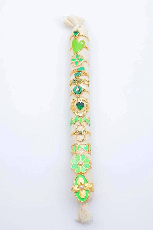 Lots de bijoux avec présentoir