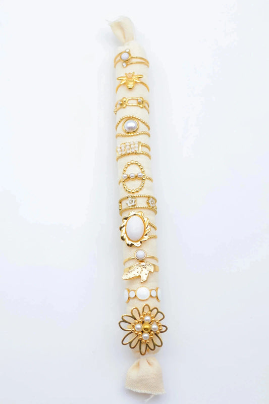 Lots de bijoux avec présentoir