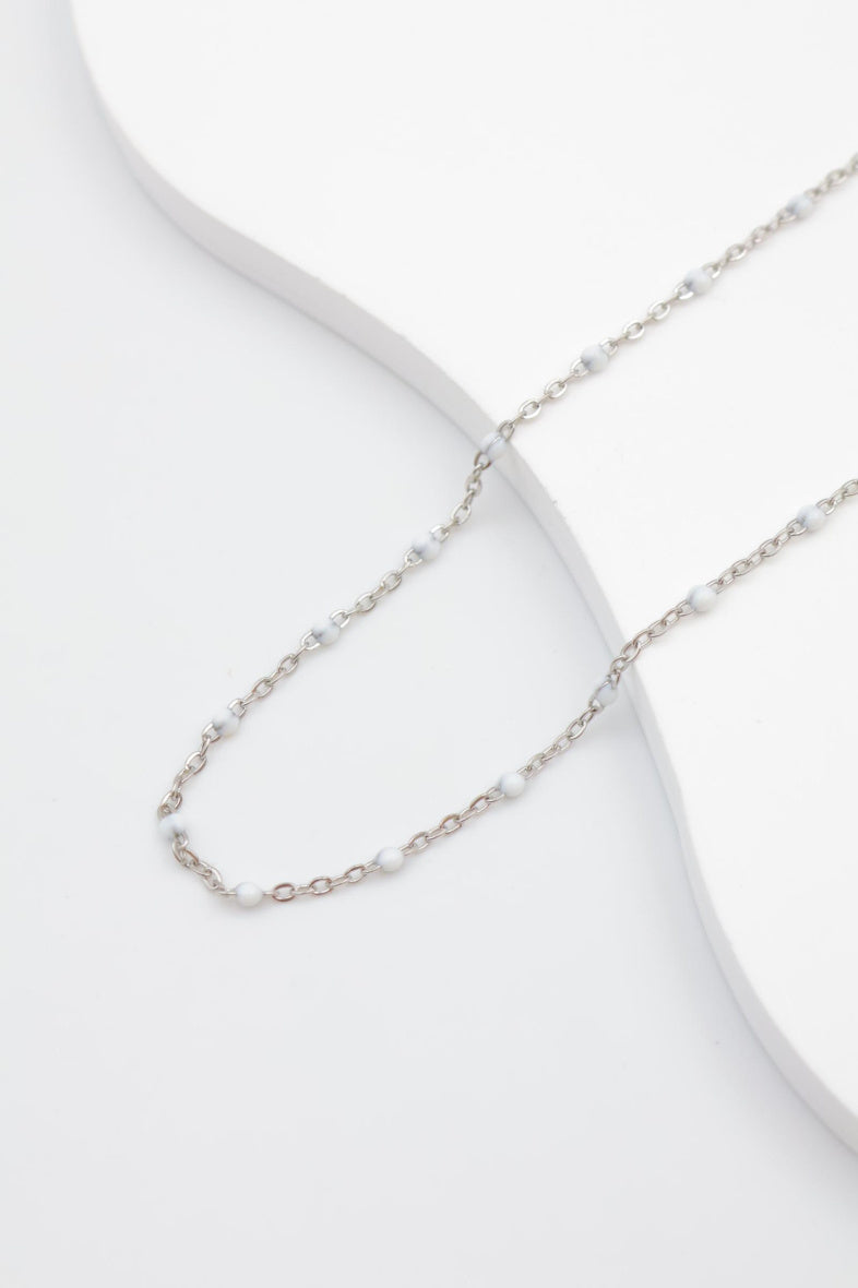 Collier avec maillons et pierres émaillées - BEIGE