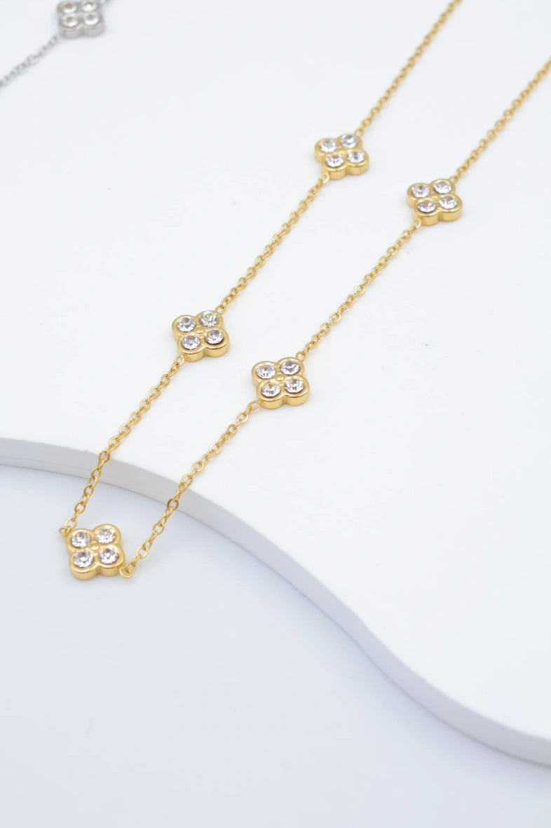Collier avec motifs quadrilobés - DORÉ