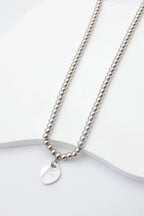 Collier à billes dorées avec pendentif "LOVE" - ARGENT