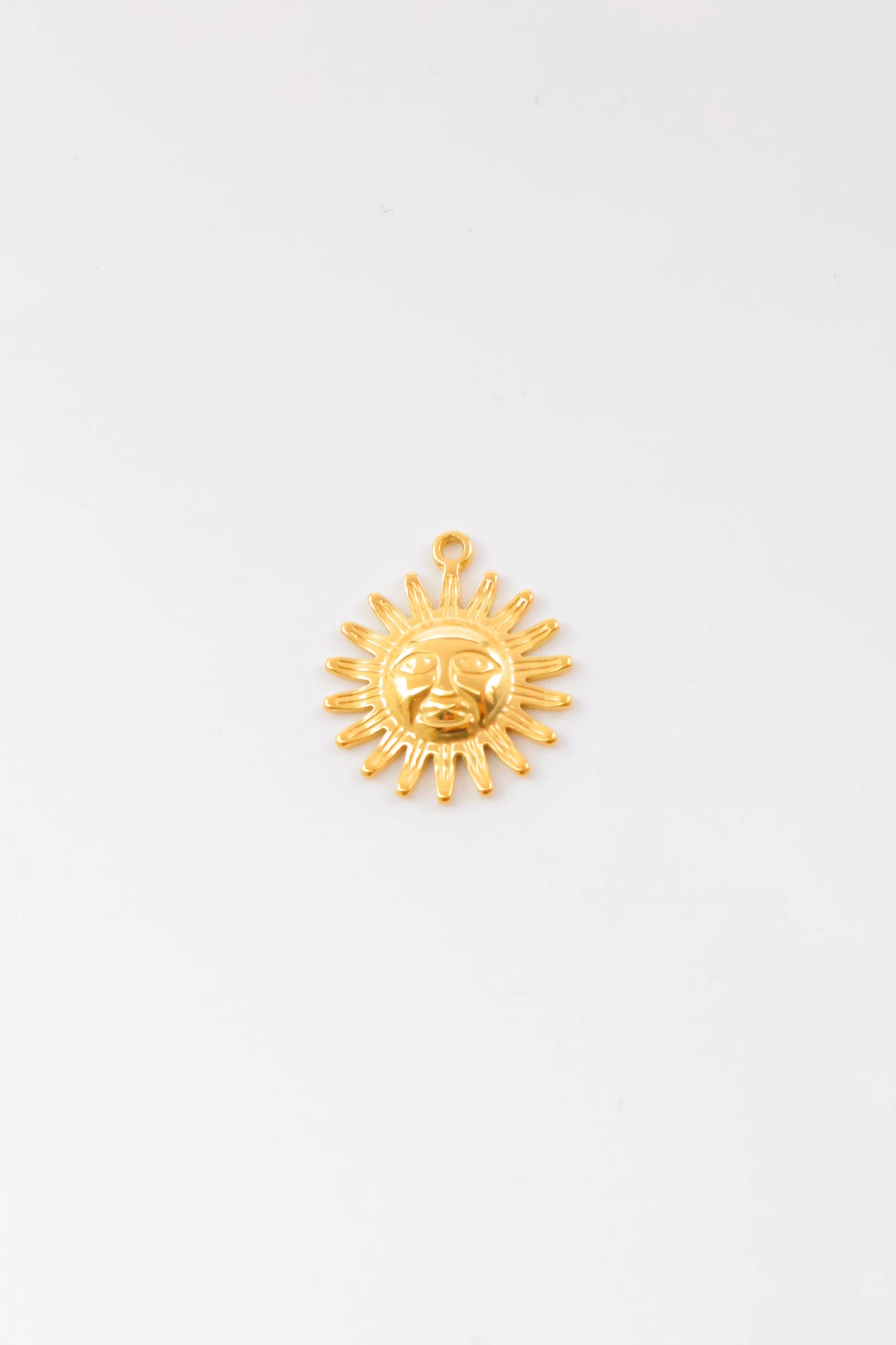 Pendentif soleil en acier inoxydable - DORÉ