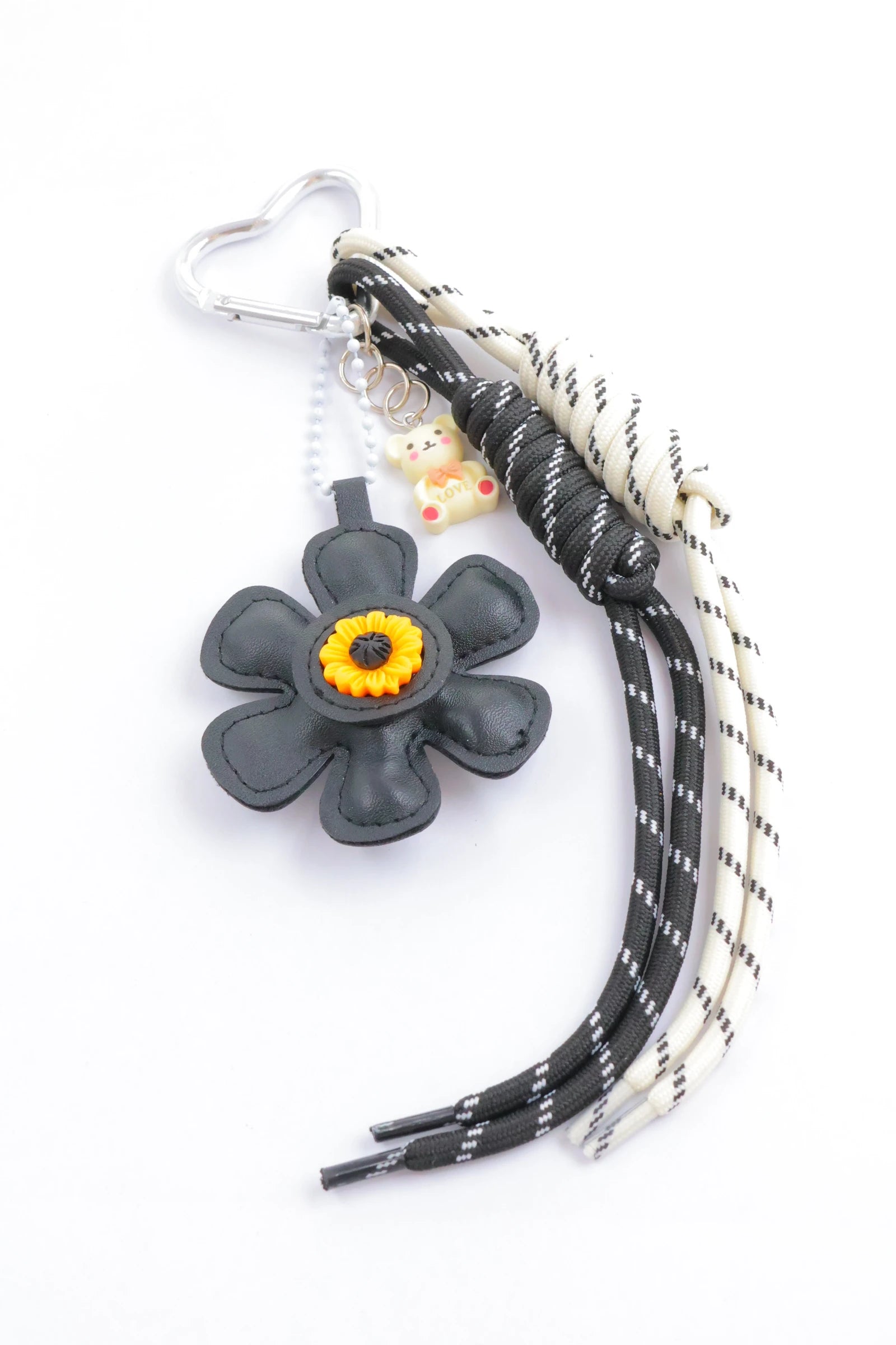 Porte clé fleur nounouse - NOIR