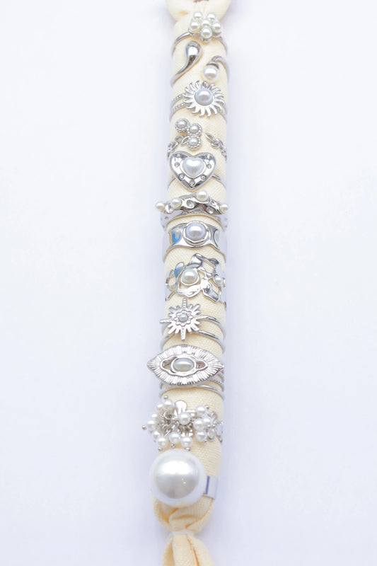 Lots de bijoux avec présentoir