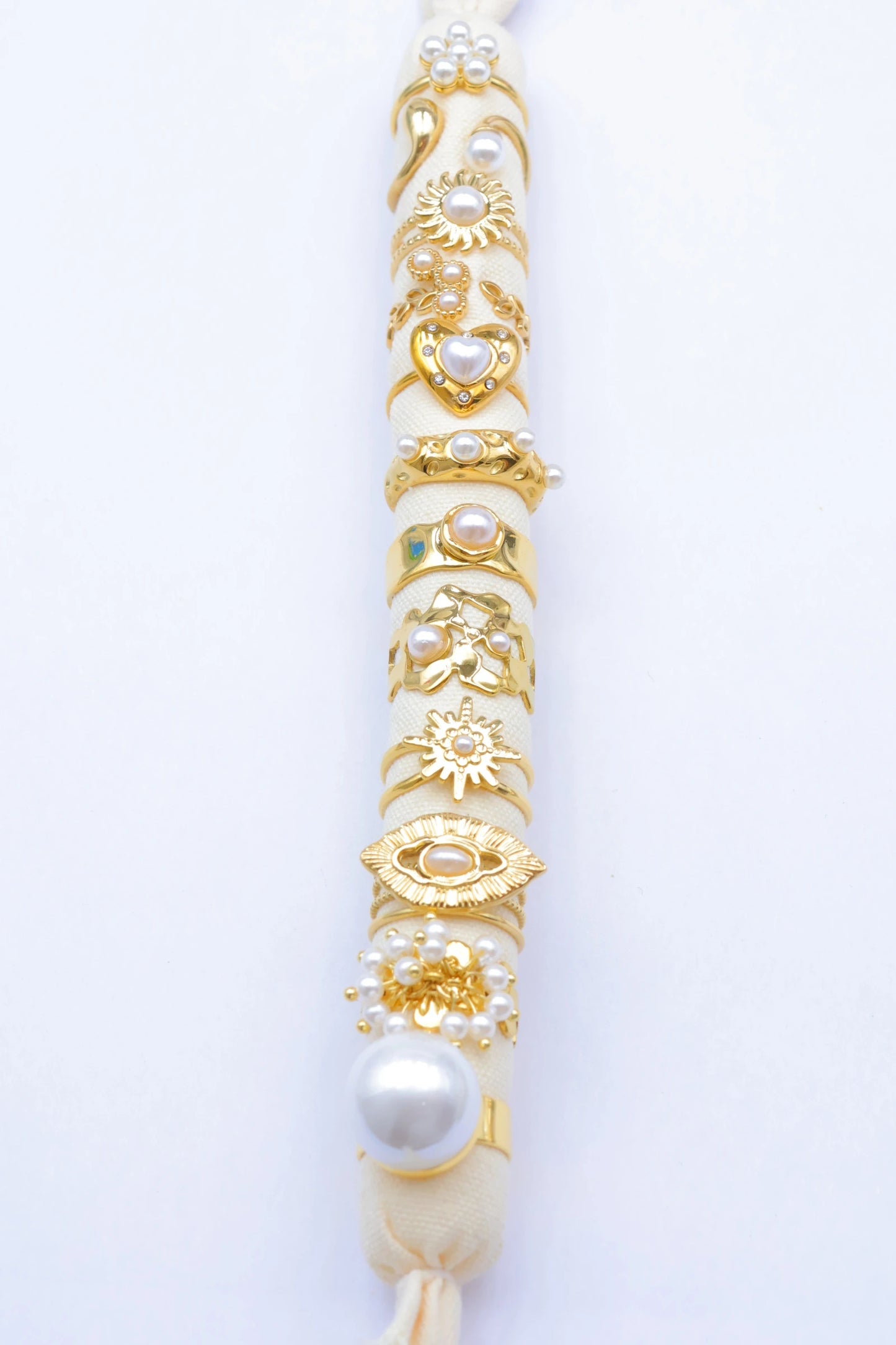 Lots de bijoux avec présentoir