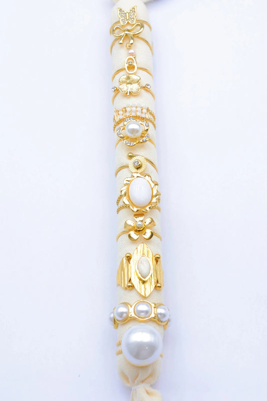 Lots de bijoux avec présentoir