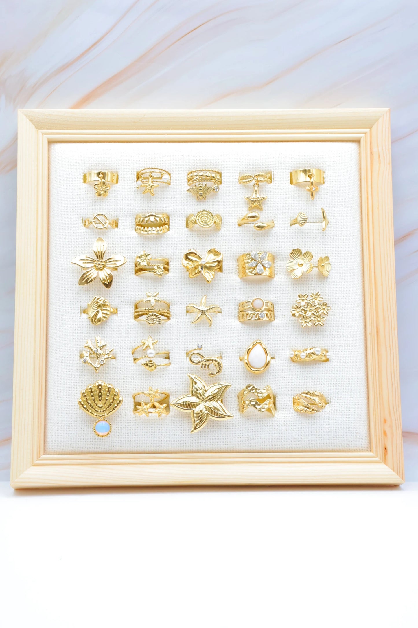 Lots de bijoux avec présentoir