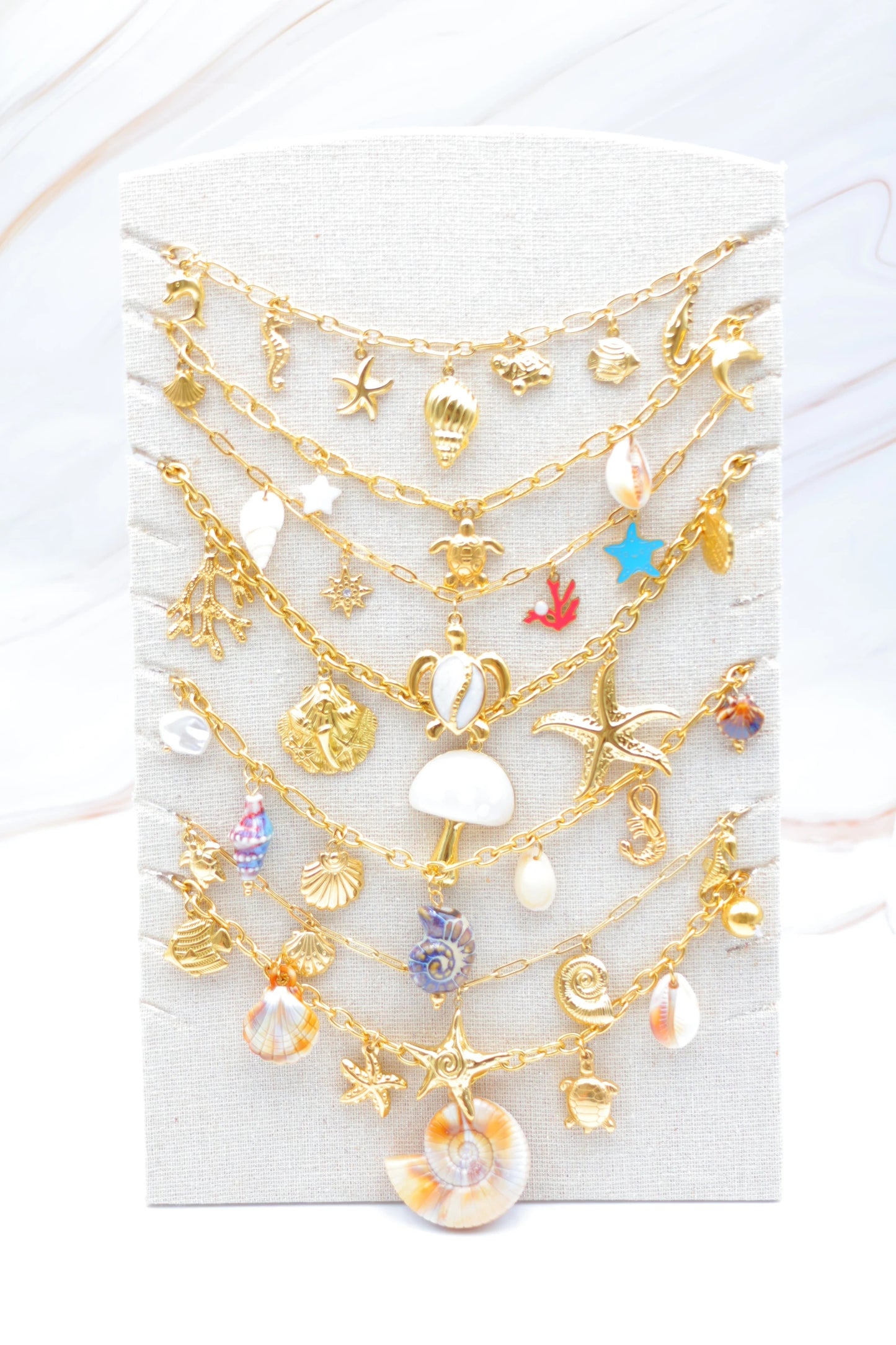 Lots de bijoux avec présentoir