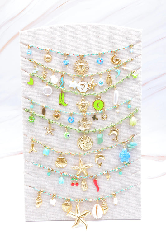 Lots de bijoux avec présentoir