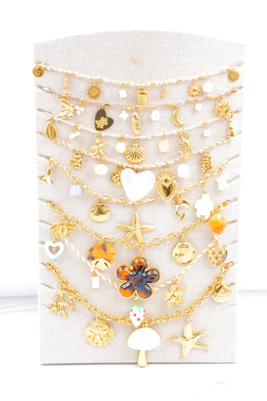 Lots de bijoux avec présentoir