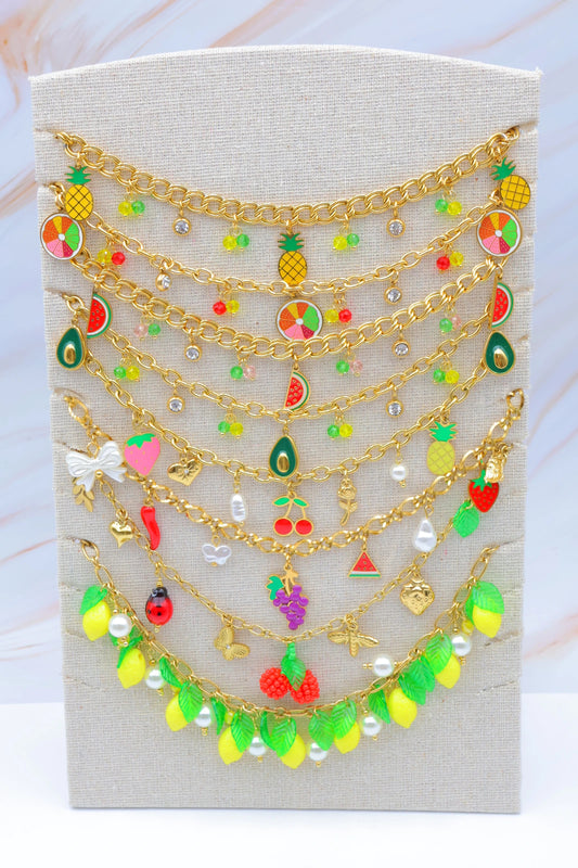 Lots de bijoux avec présentoir