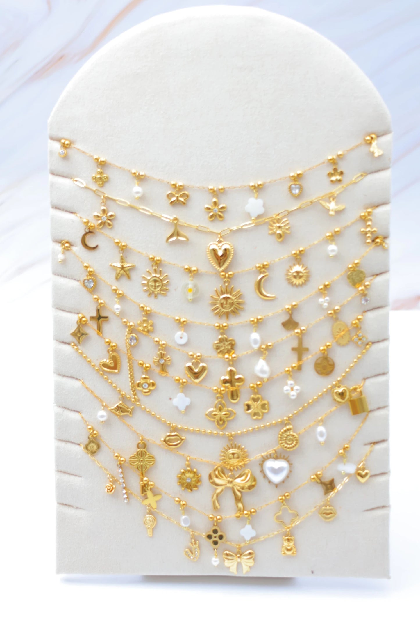 Lots de bijoux avec présentoir