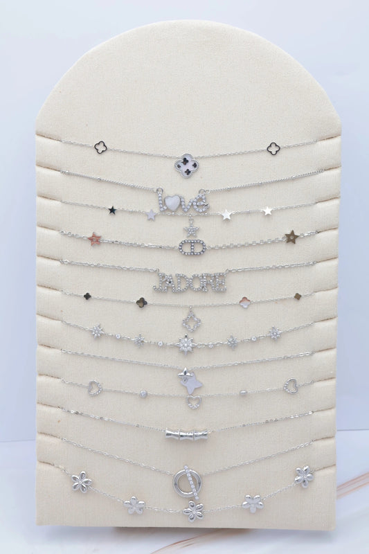 Lots de bijoux avec présentoir
