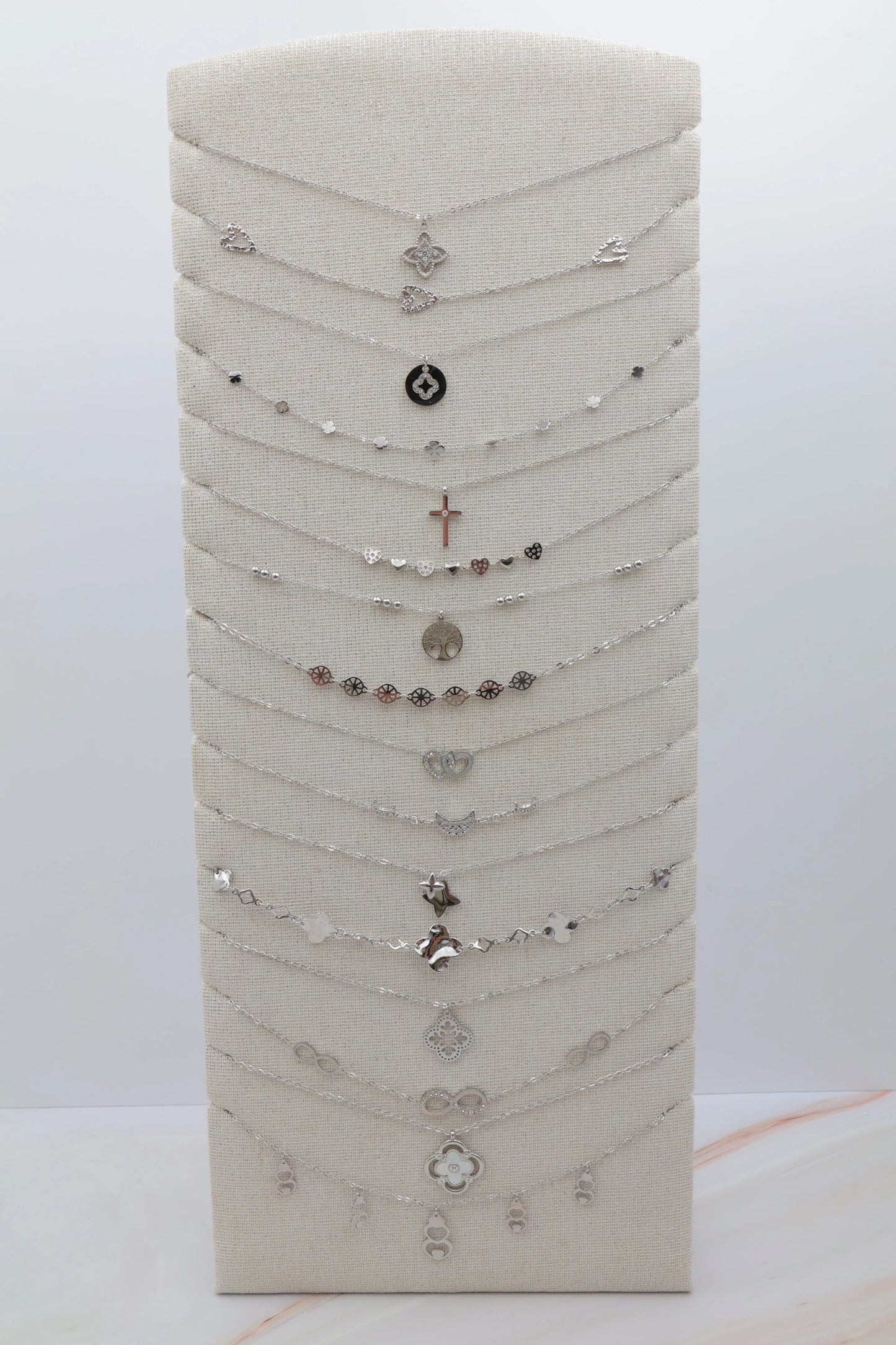 Lots de bijoux avec présentoir