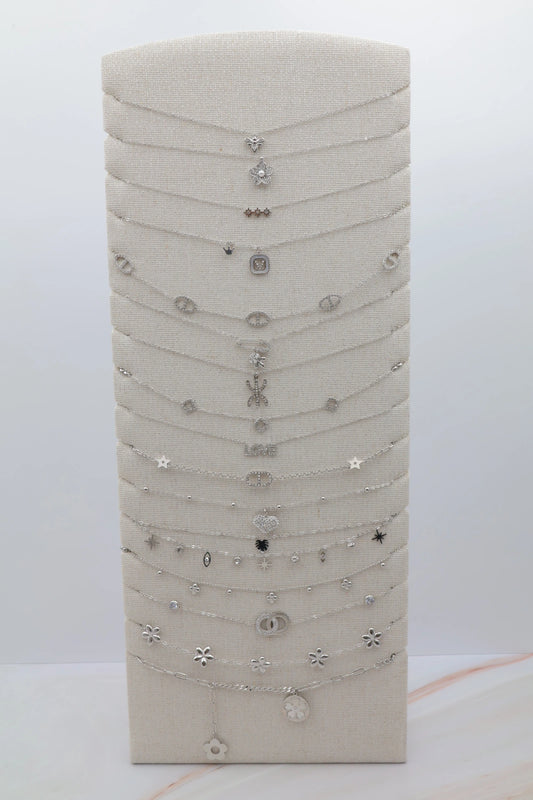 Lots de bijoux avec présentoir