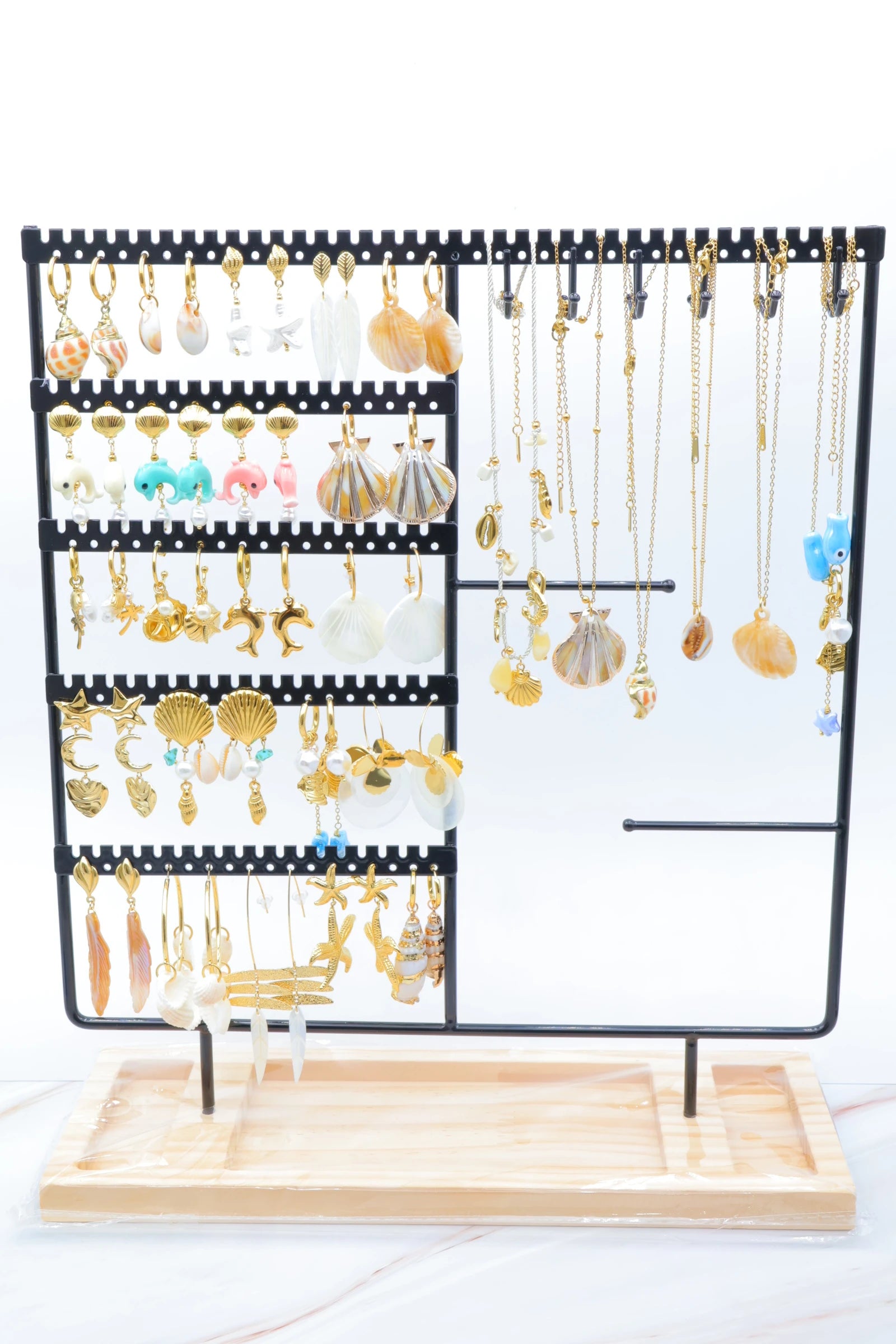 Lot de 22 boucles d'oreilles et 6 colliers en acier inoxydable avec présentoir - DORÉ