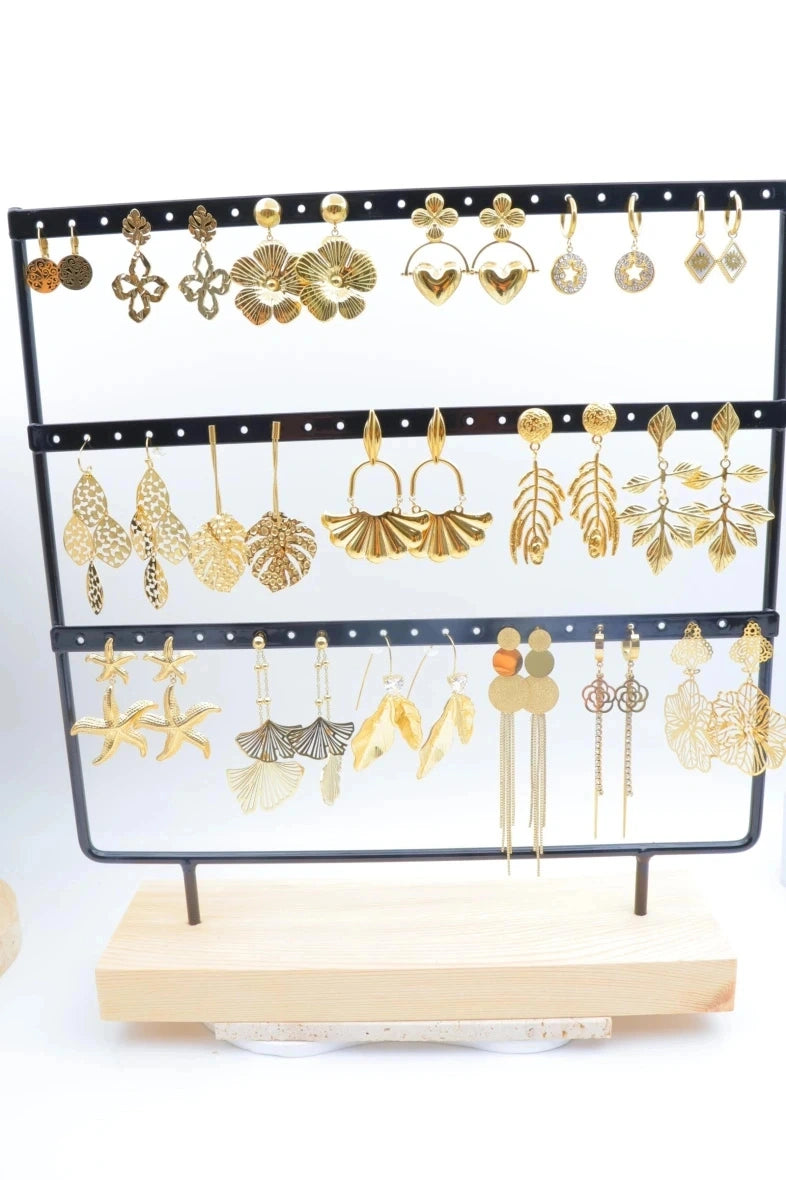Lots de bijoux avec présentoir