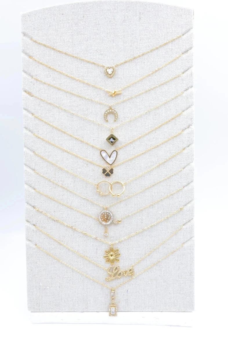 Lots de bijoux avec présentoir