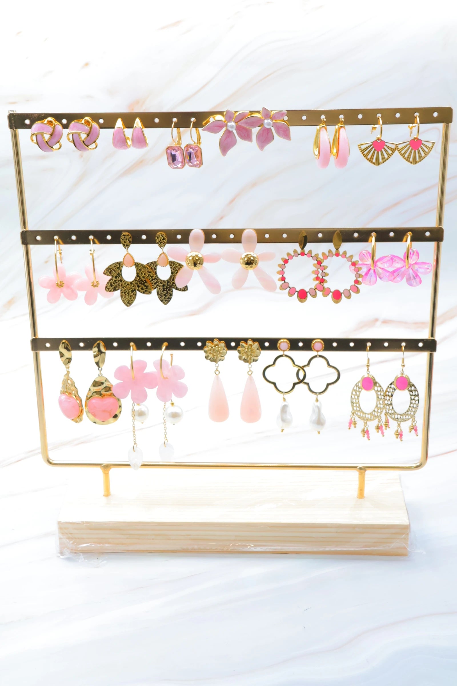Lot de 16 boucles d'oreilles - présentoir inclus - ROSE
