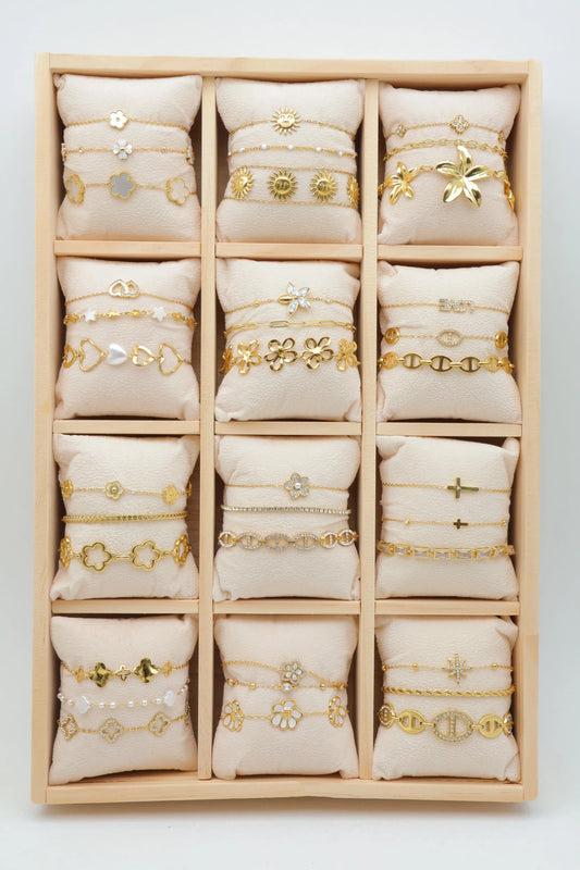 Lots de bijoux avec présentoir