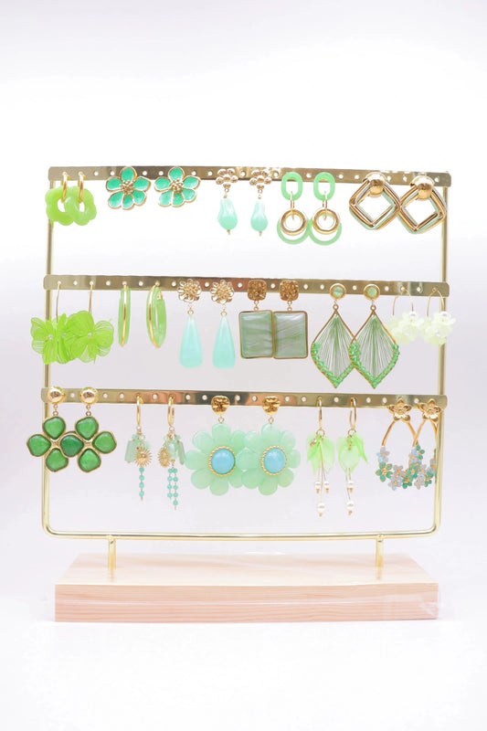 Lots de bijoux avec présentoir