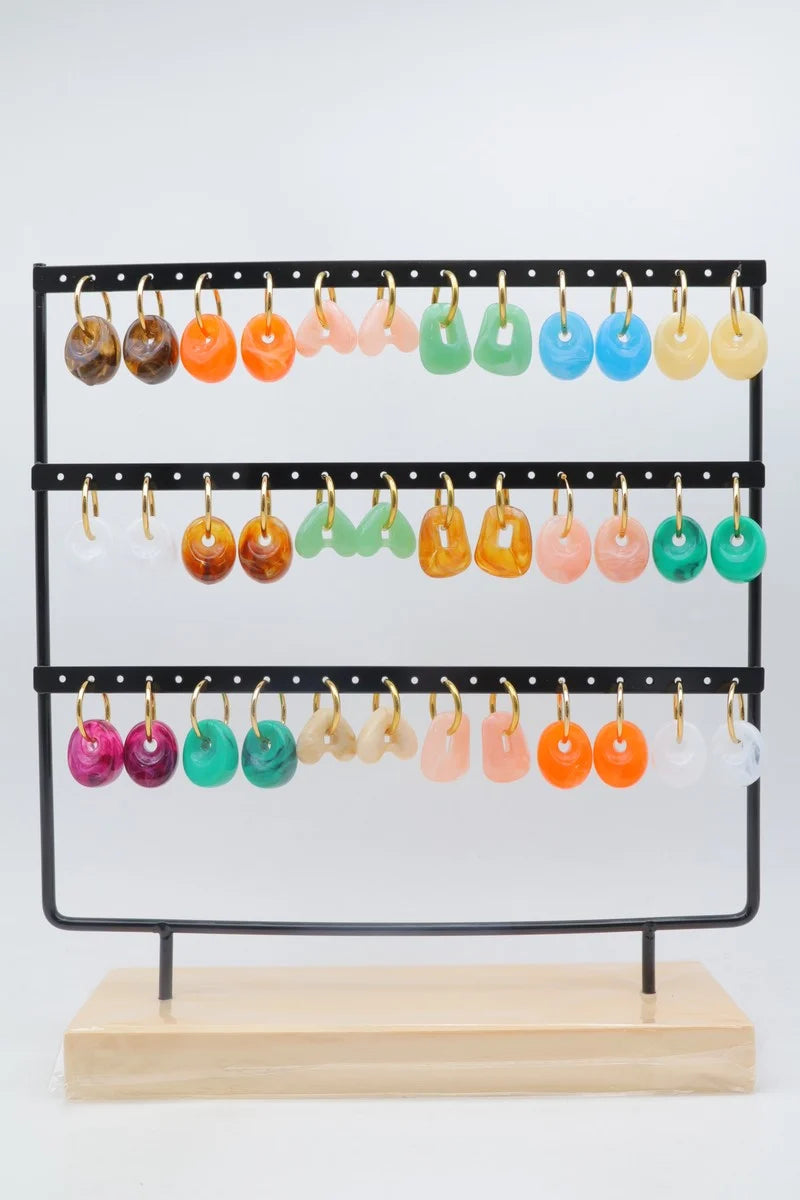 Lots de bijoux avec présentoir