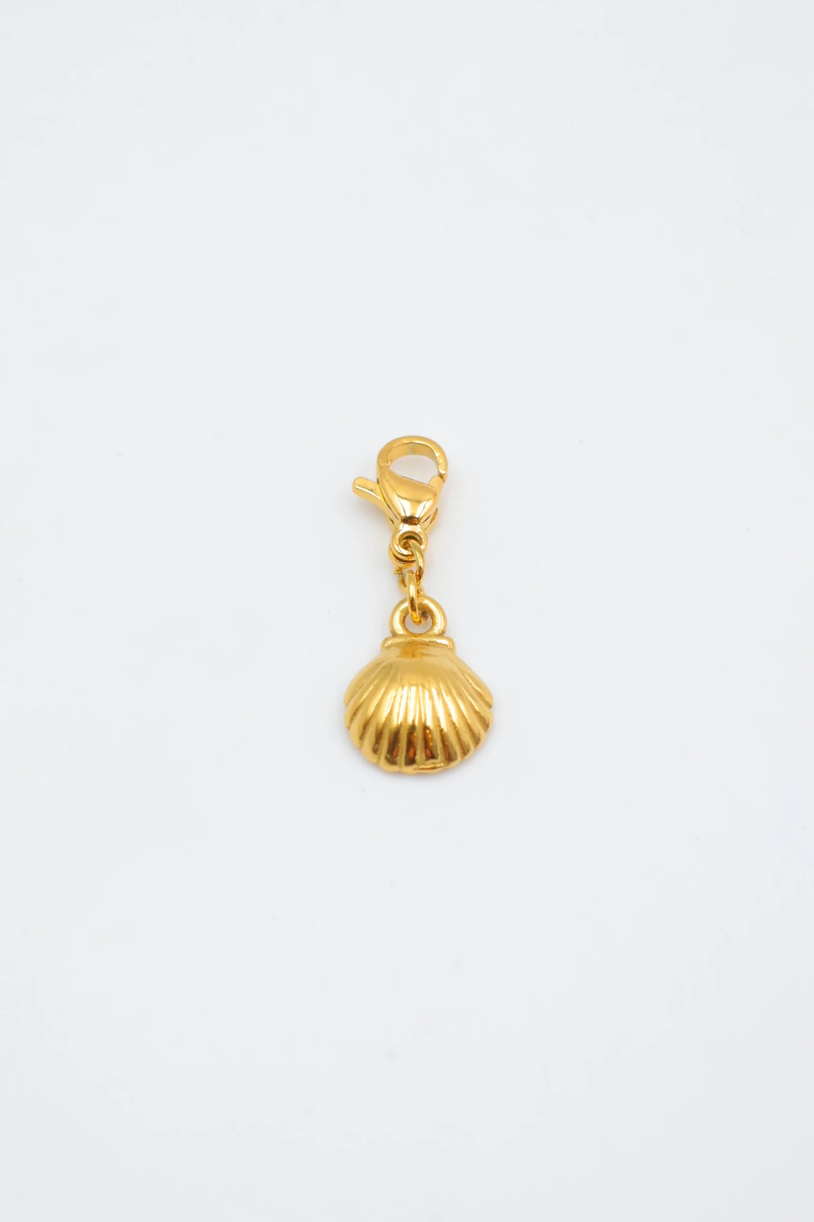 Pendentif coquillage en acier inoxydable - DORÉ
