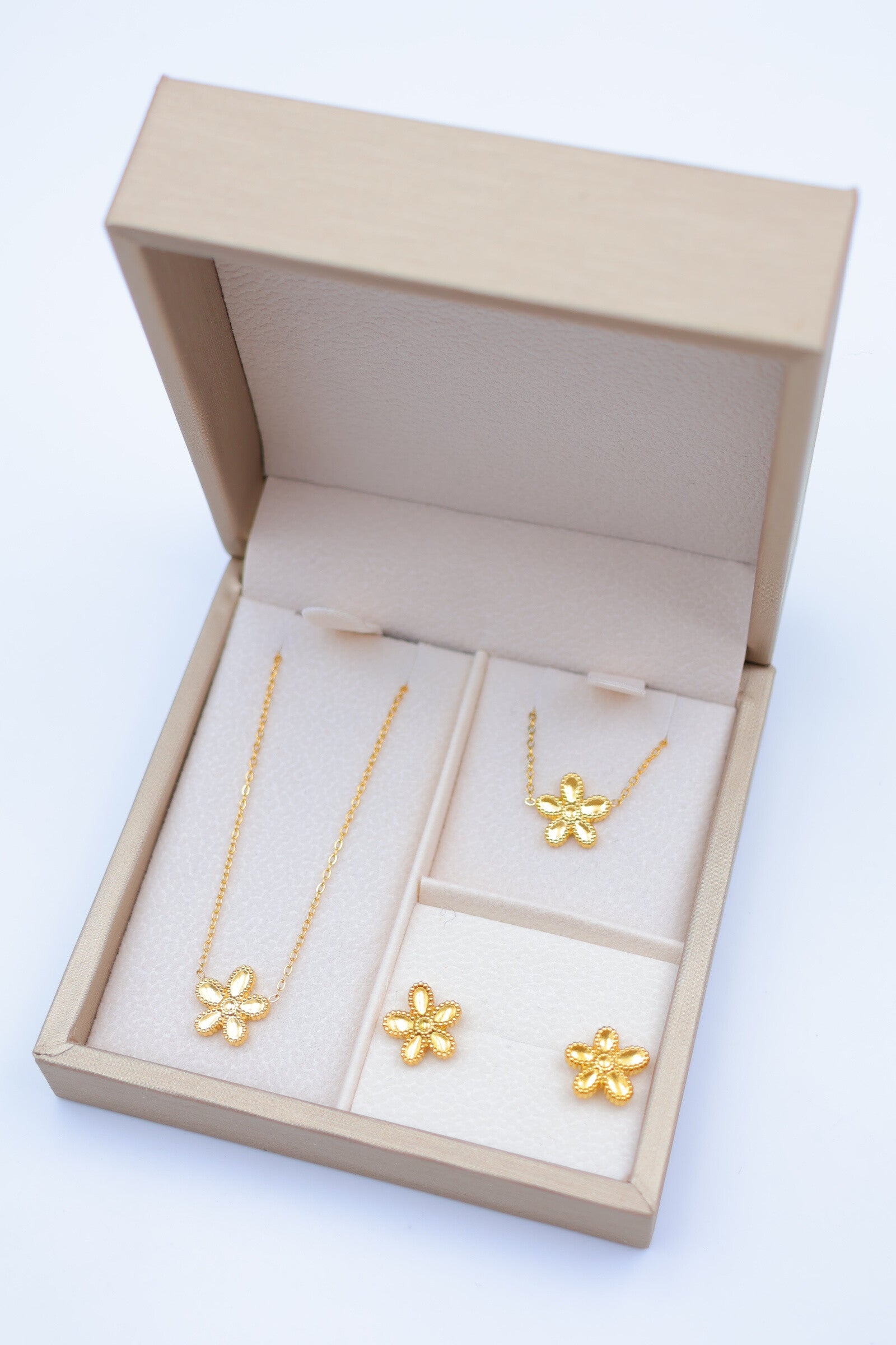 Parure de bijoux avec boîte en acier inoxydable - DORÉ