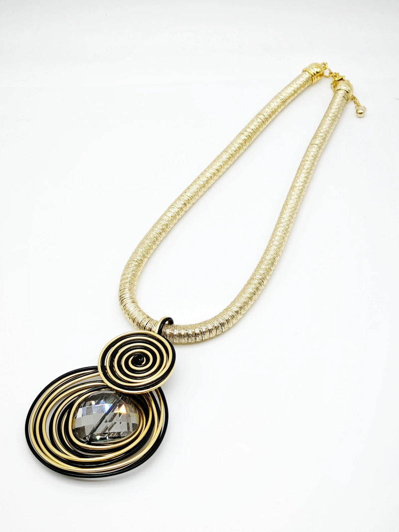 Collier en métal - DORÉ